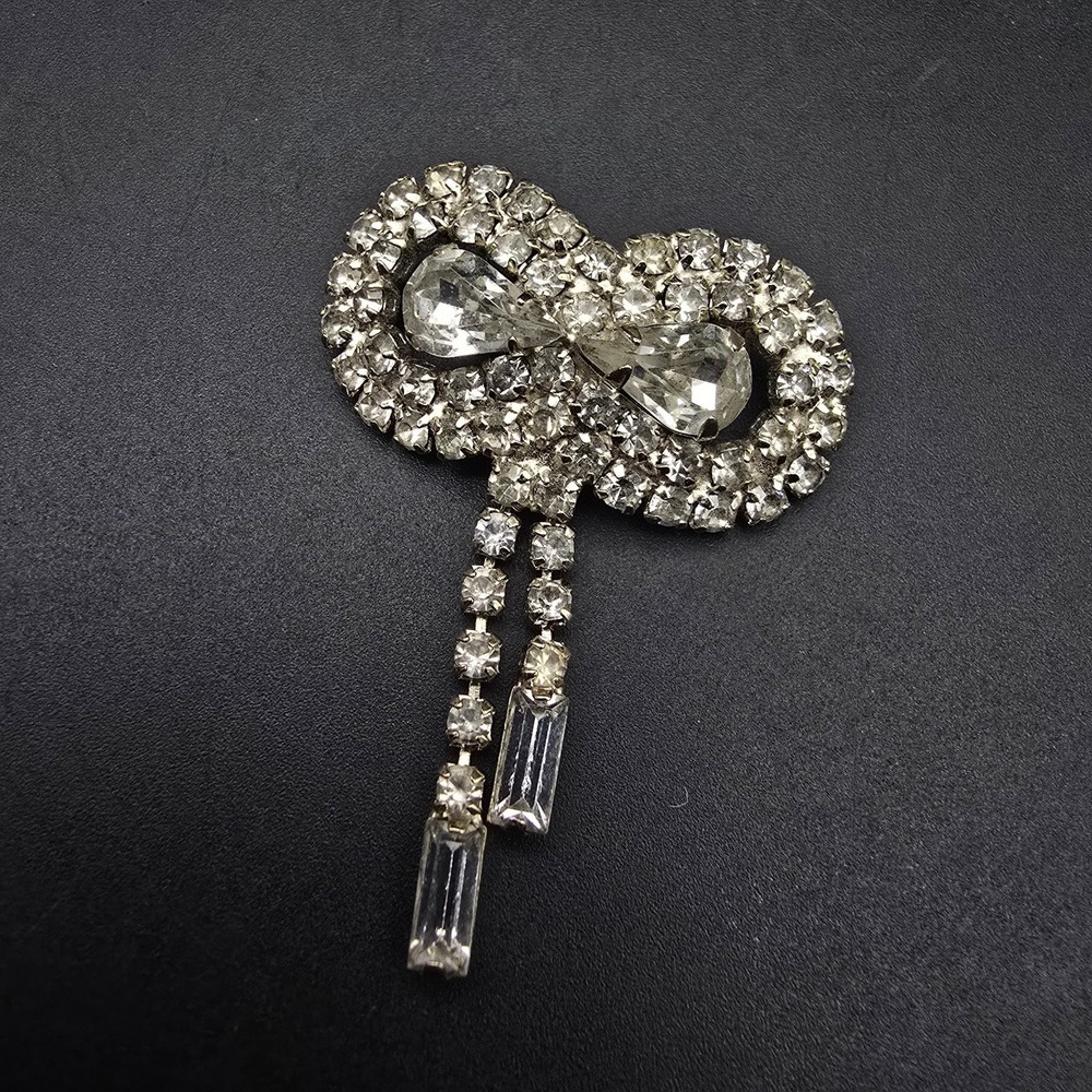 Art Deco Clear Rhinestone Brooch Figure 8 Knot Vintage Glam Jewelry